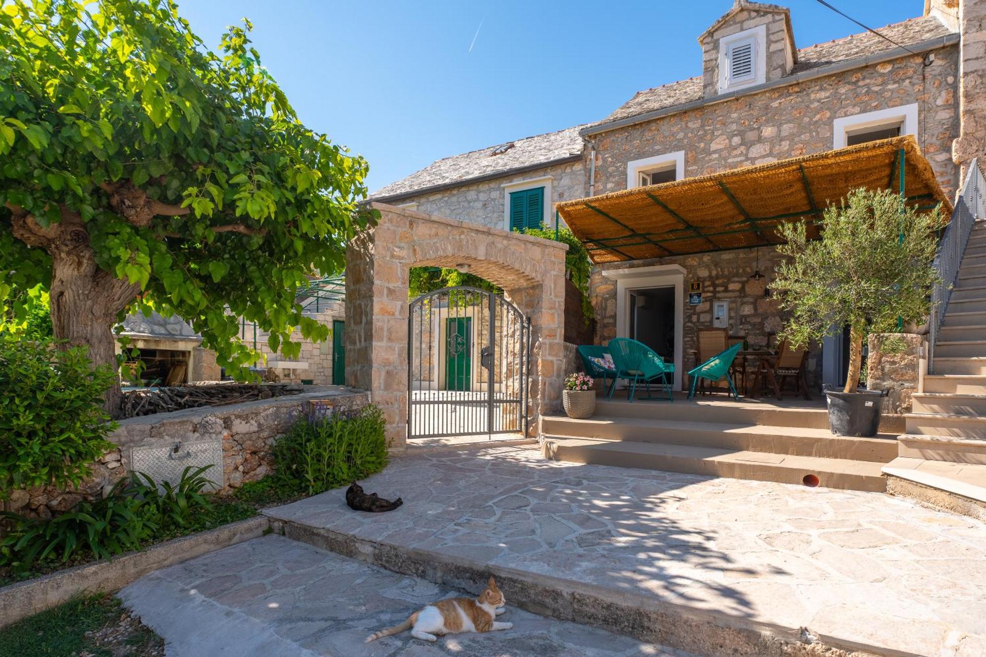 הוילה בול Nona VI - Boutique Stone House מראה חיצוני תמונה
